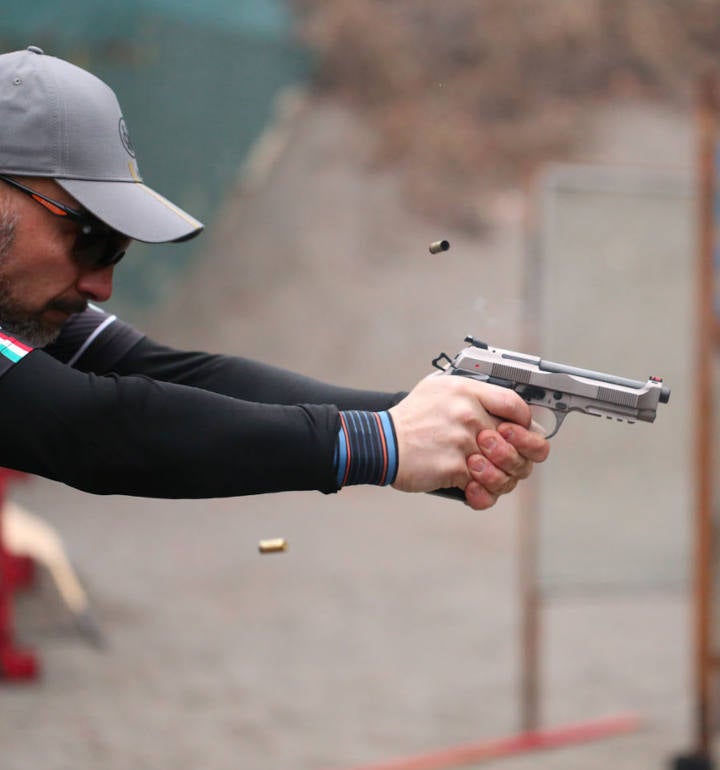 92X Performance - Dynamic & defensive shooting pistols | Beretta
